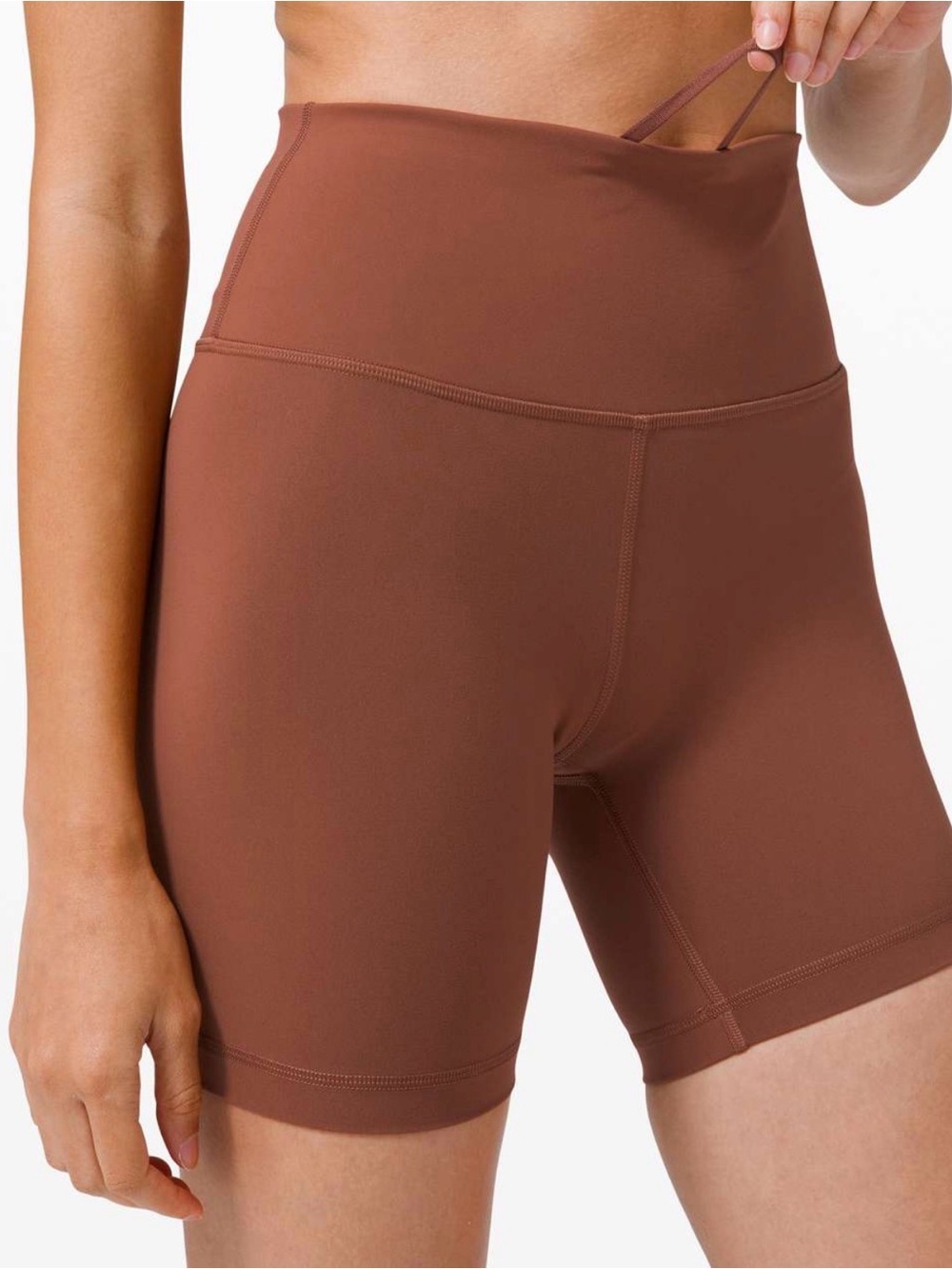 Lululemon Wunder Train High-Rise Short 6"
Ancient Copper size 2